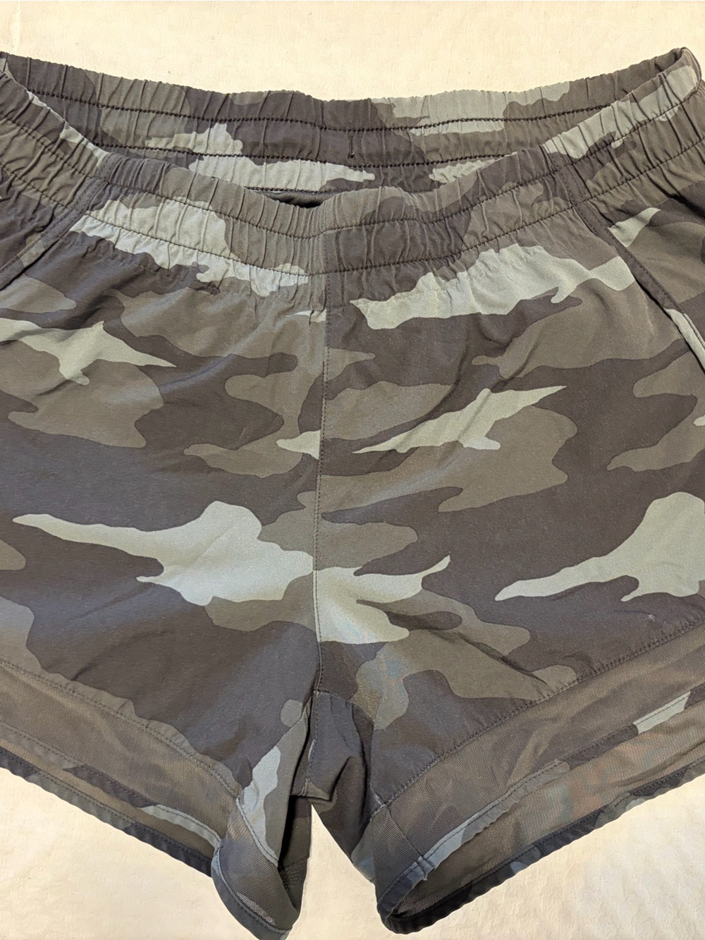 Athleta Women's Camo Athletic Shorts - Olive/Gray